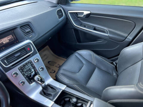 2018 Volvo S60 T5 Dynamic