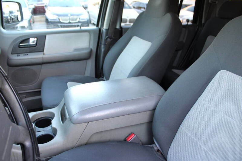 2005 Ford Expedition XLT