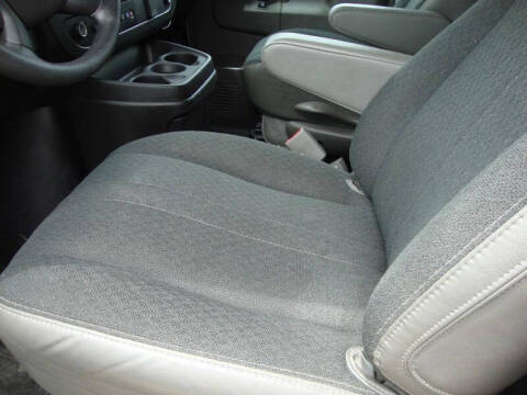 2023 Chevrolet Express 2500