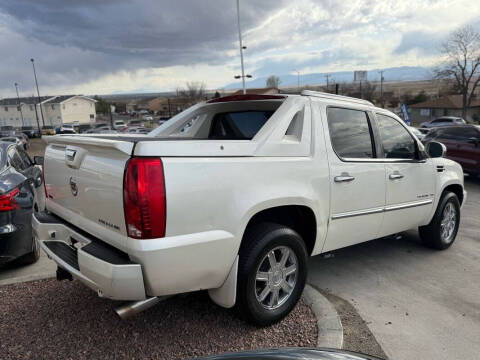 2011 Cadillac Escalade EXT Premium