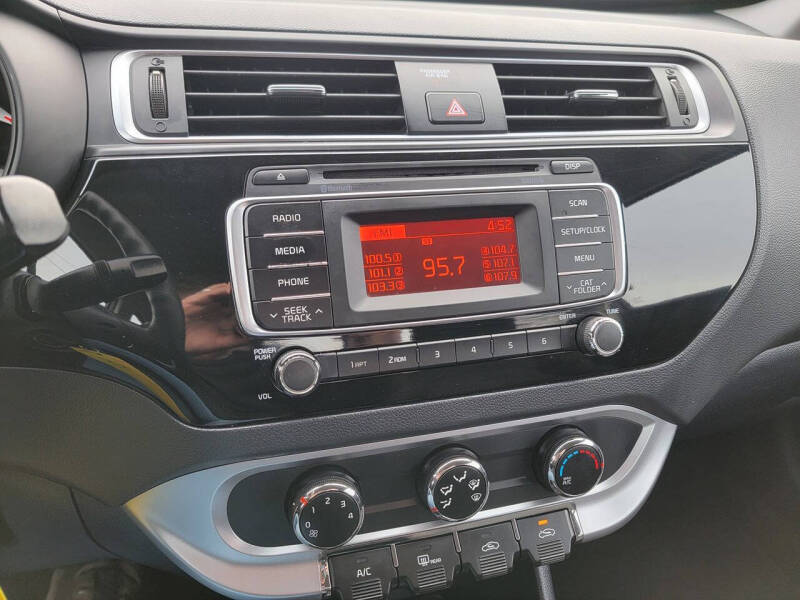 2017 Kia Rio LX