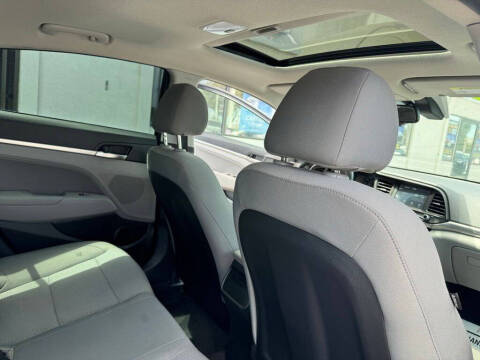 2020 Hyundai Elantra