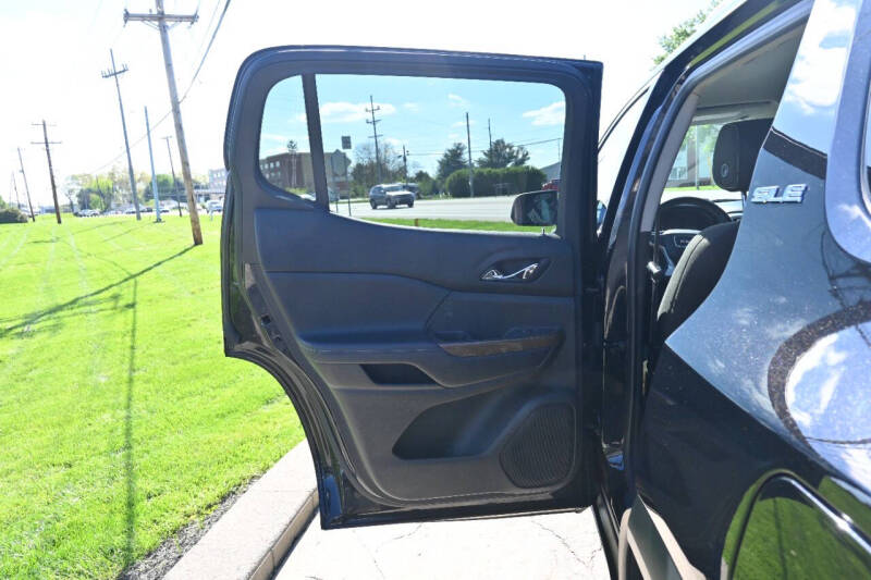 2019 GMC Acadia SLE-2