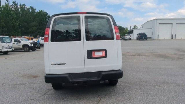 2025 Chevrolet Express 2500