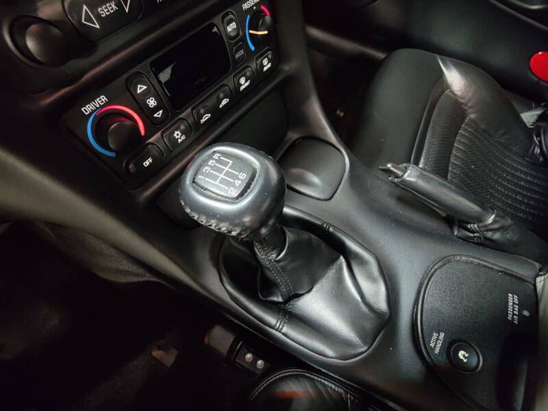 2004 Chevrolet Corvette