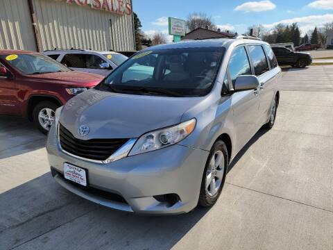 2012 Toyota Sienna for sale at De Anda Auto Sales in Storm Lake IA