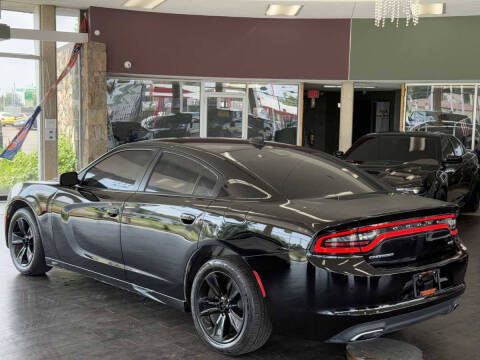 2017 Dodge Charger SXT