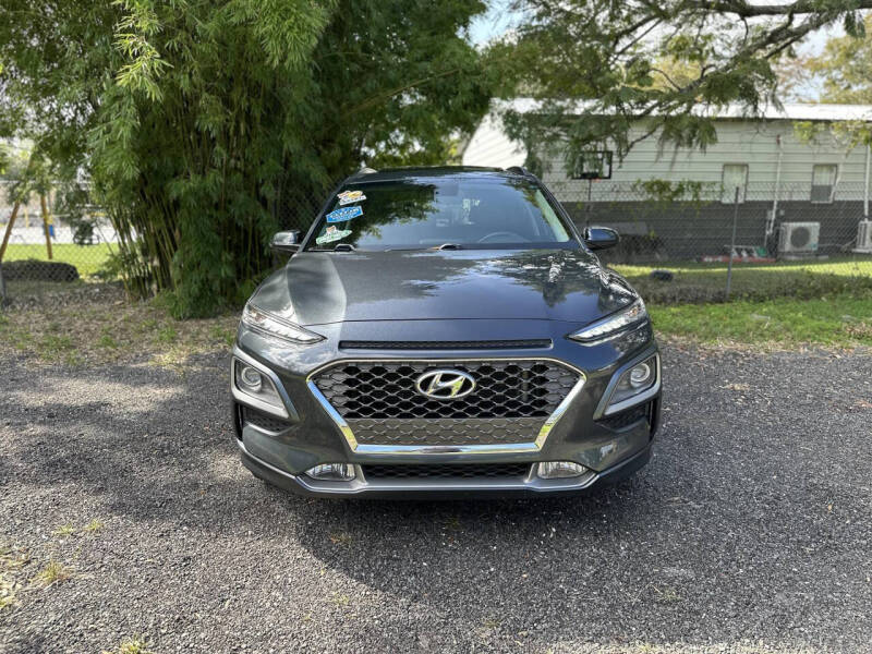 2021 Hyundai Kona Limited photo 2