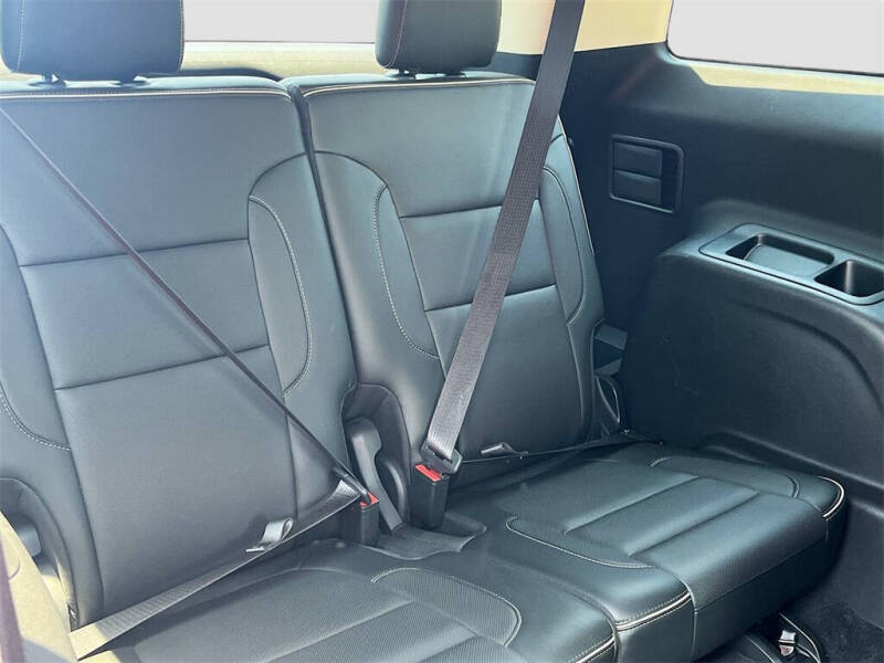 2020 GMC Acadia Denali