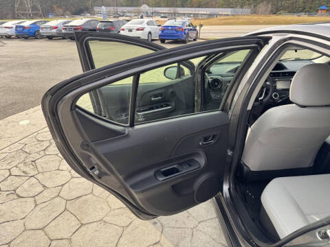 2018 Toyota Prius c Four