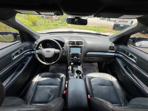 2018 Ford Explorer Sport