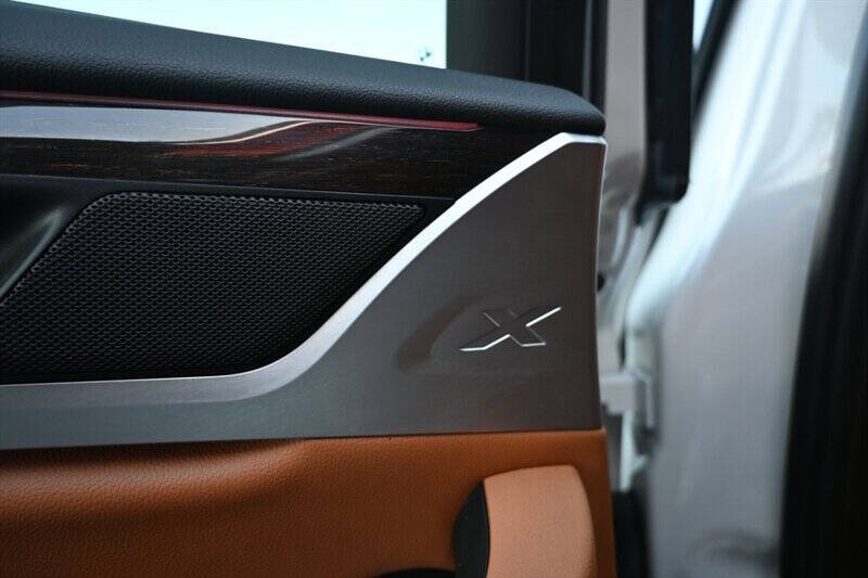 2023 BMW X4 xDrive30i