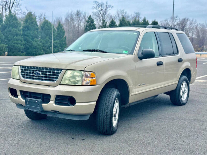 2004 Ford Explorer XLT