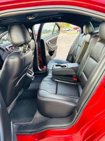 2018 Ford Taurus SEL