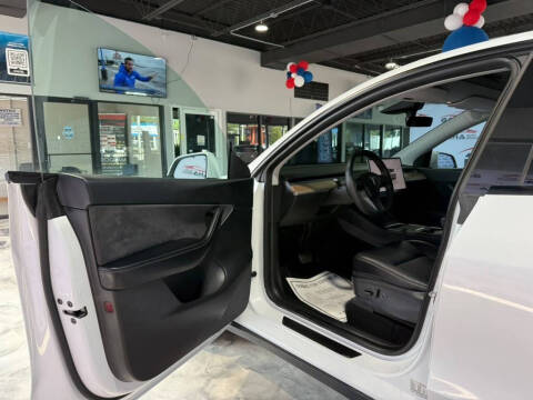 2022 Tesla Model Y Long Range