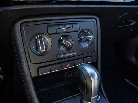 2017 Volkswagen Beetle