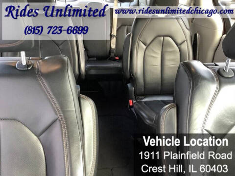 2017 Chrysler Pacifica Touring-L Plus