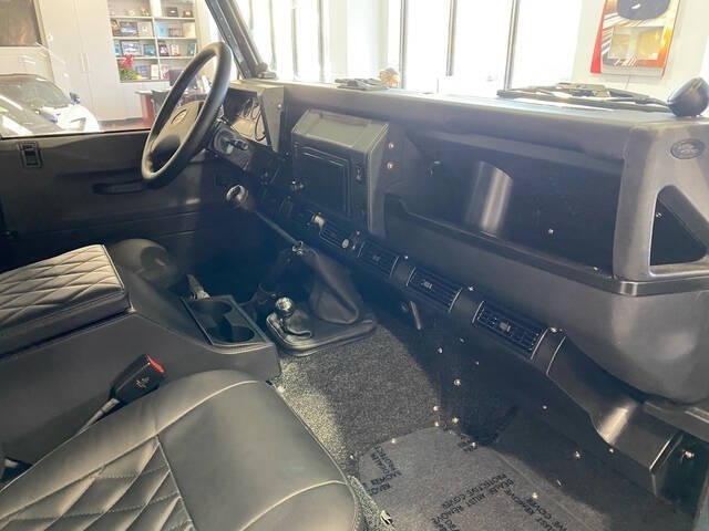 1997 Land Rover Defender 21
