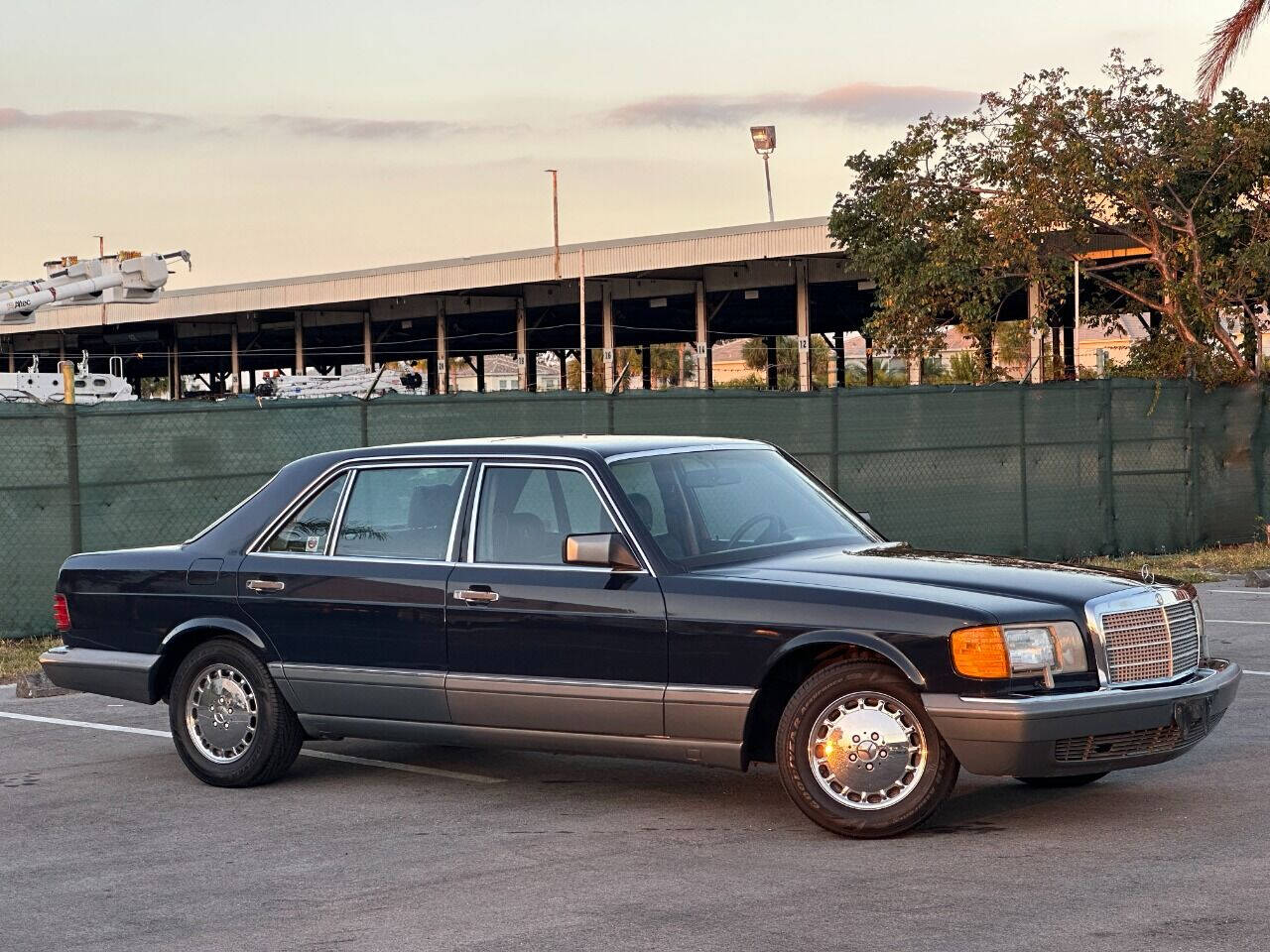 1988 Mercedes-Benz 420-Class  - $8,900