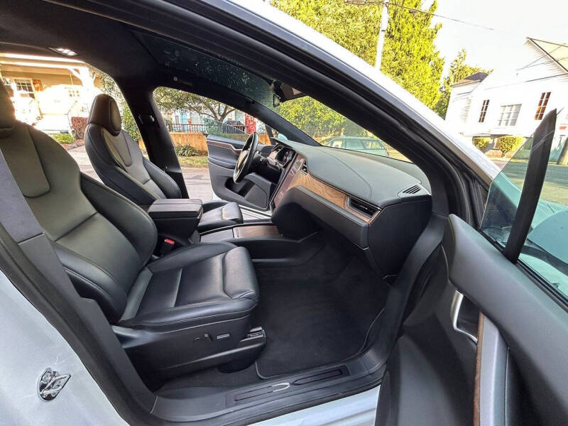 2020 Tesla Model X Long Range