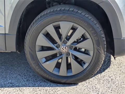 2024 Volkswagen Taos S