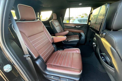 2023 GMC Yukon Denali Ultimate