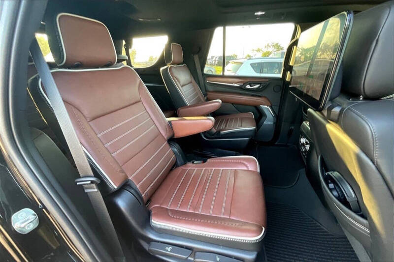 2023 GMC Yukon Denali Ultimate