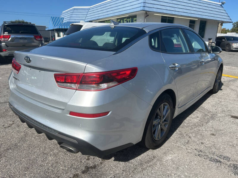 2019 Kia Optima LX