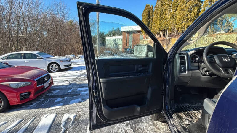 2017 RAM 1500 Express