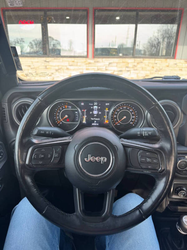 2021 Jeep Gladiator Sport