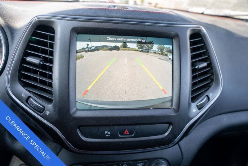 2020 Jeep Cherokee Trailhawk