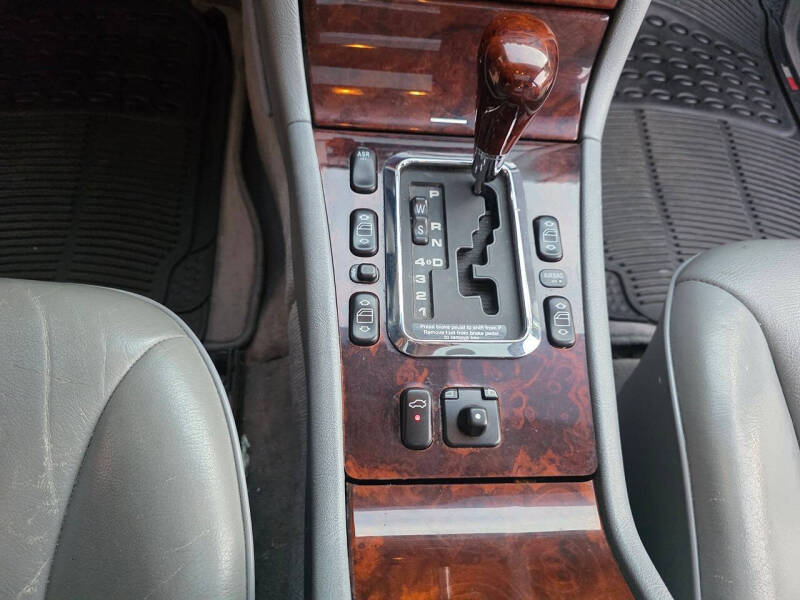 1998 Mercedes-Benz E-Class E 320