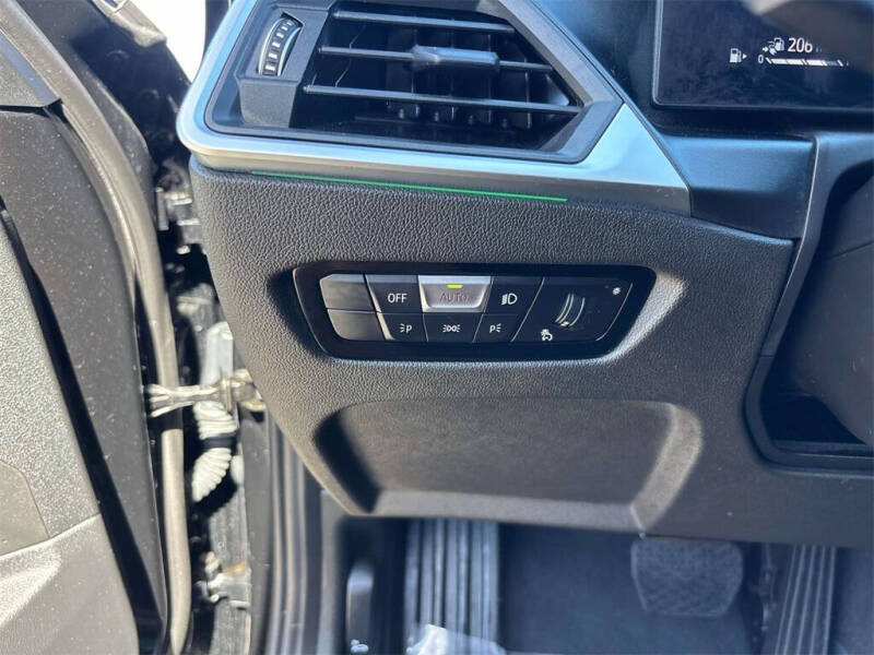 2024 BMW 3 Series 330e xDrive