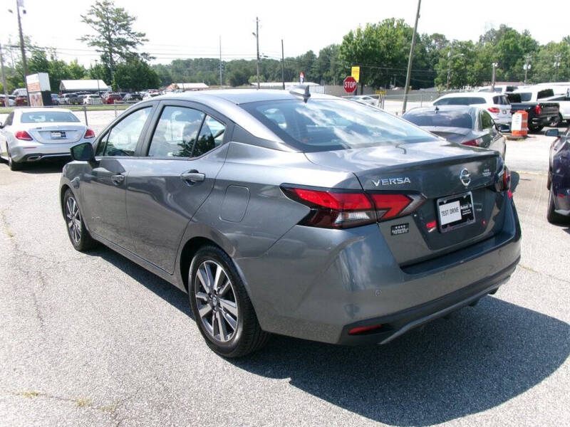 2020 Nissan Versa SV
