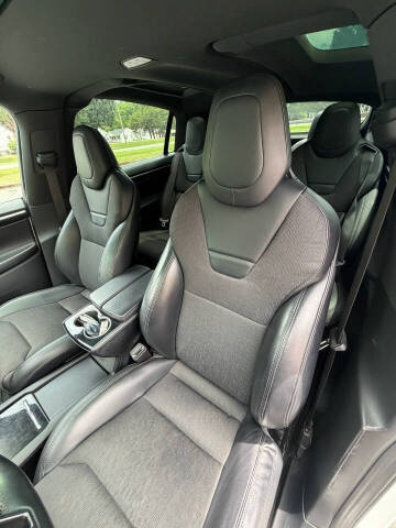 2016 Tesla Model X 75D