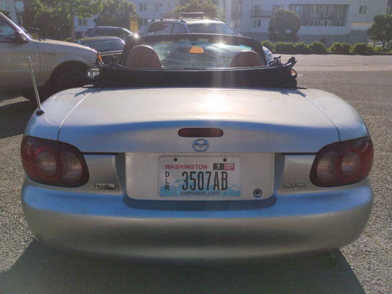 2001 Mazda MX-5 Miata