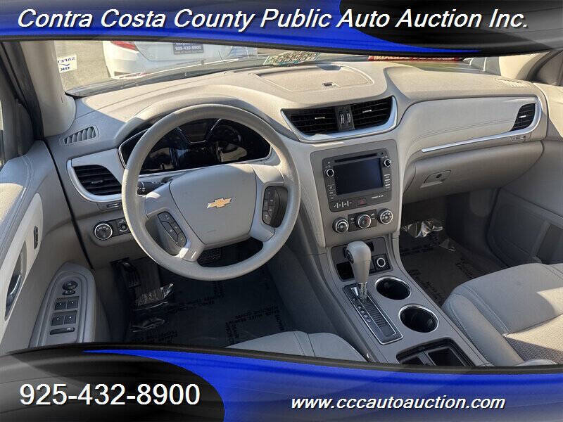 2017 Chevrolet Traverse LS