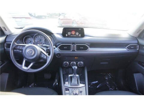 2017 Mazda CX-5 Sport