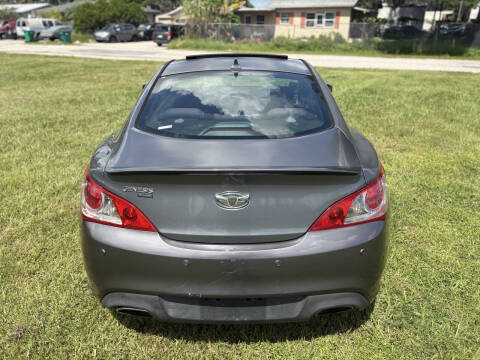 2011 Hyundai Genesis Coupe 2.0T
