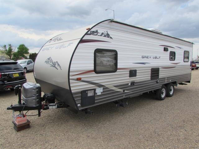 2015 CHEROKEE GREY WOLF