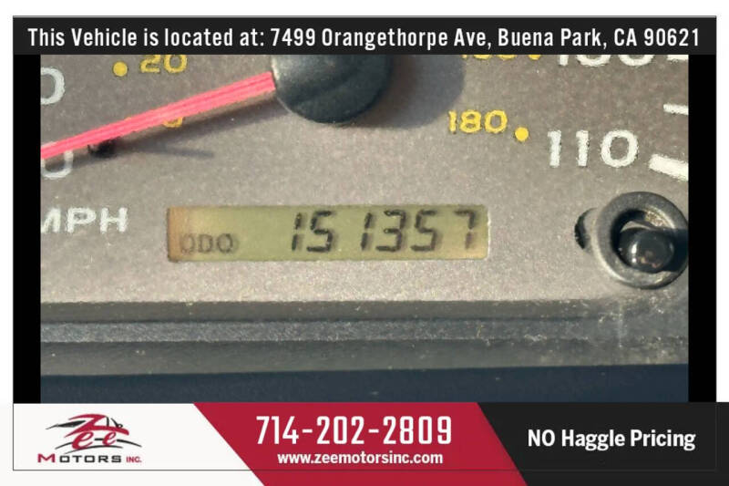 2003 Toyota Sequoia SR5