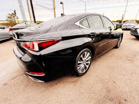 2019 Lexus ES 350