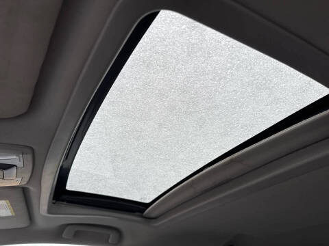 2018 Toyota Sienna XLE 7-Passenger Auto Access Seat