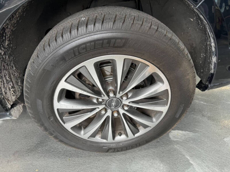 2017 Lincoln Navigator L Select