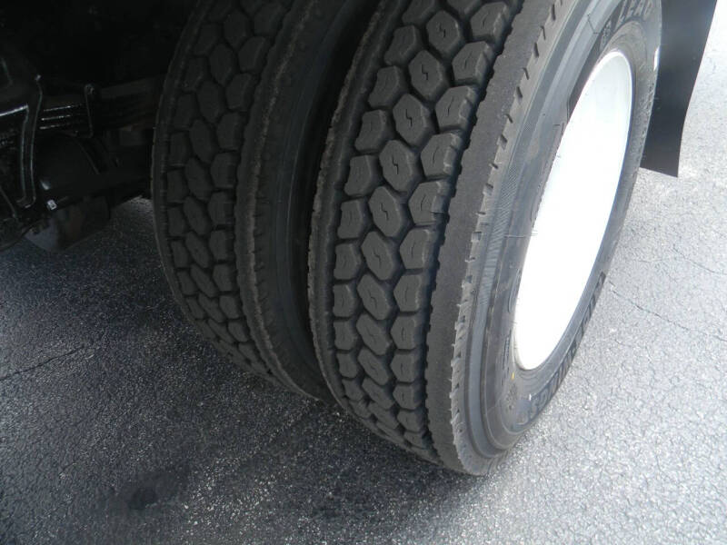 2019 International DuraStar 4300