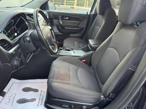 2017 Chevrolet Traverse LT