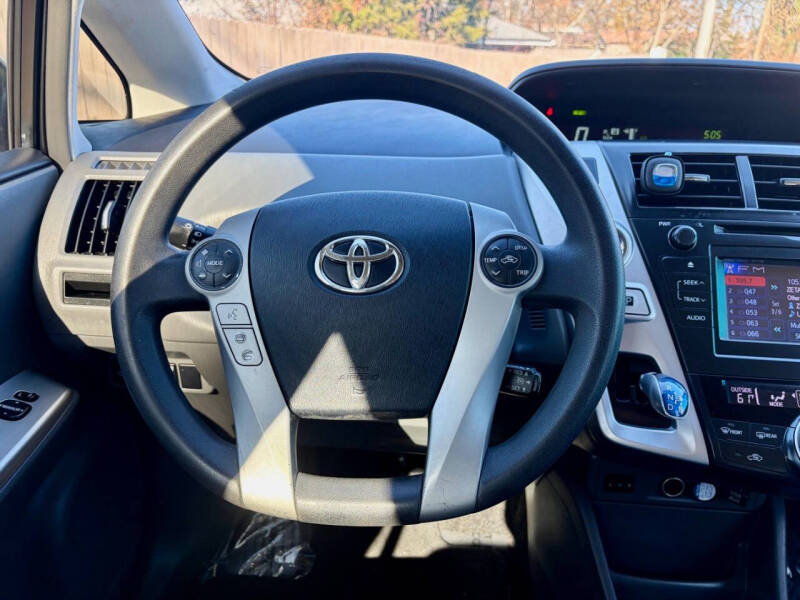 2012 Toyota Prius v Five
