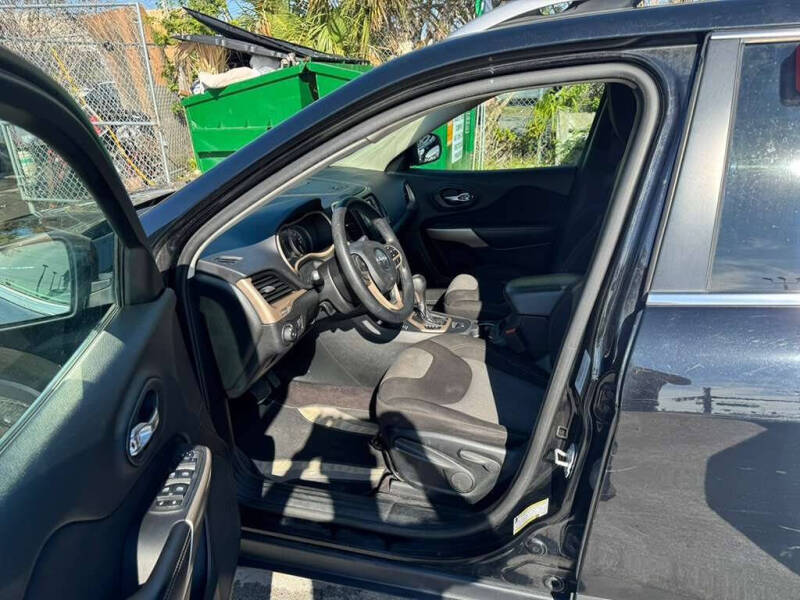 2018 Jeep Cherokee Tech Connect