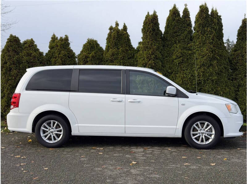 2019 Dodge Grand Caravan SE 35th Anniversary Edition