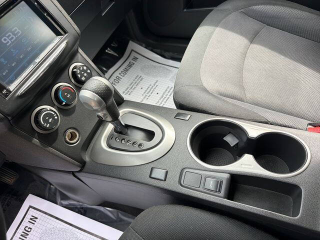 2012 Nissan Rogue S